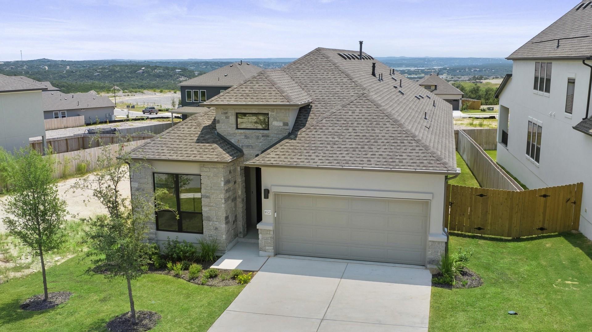 8520 Red Bottle Brush Rd, Lago Vista, TX 78645