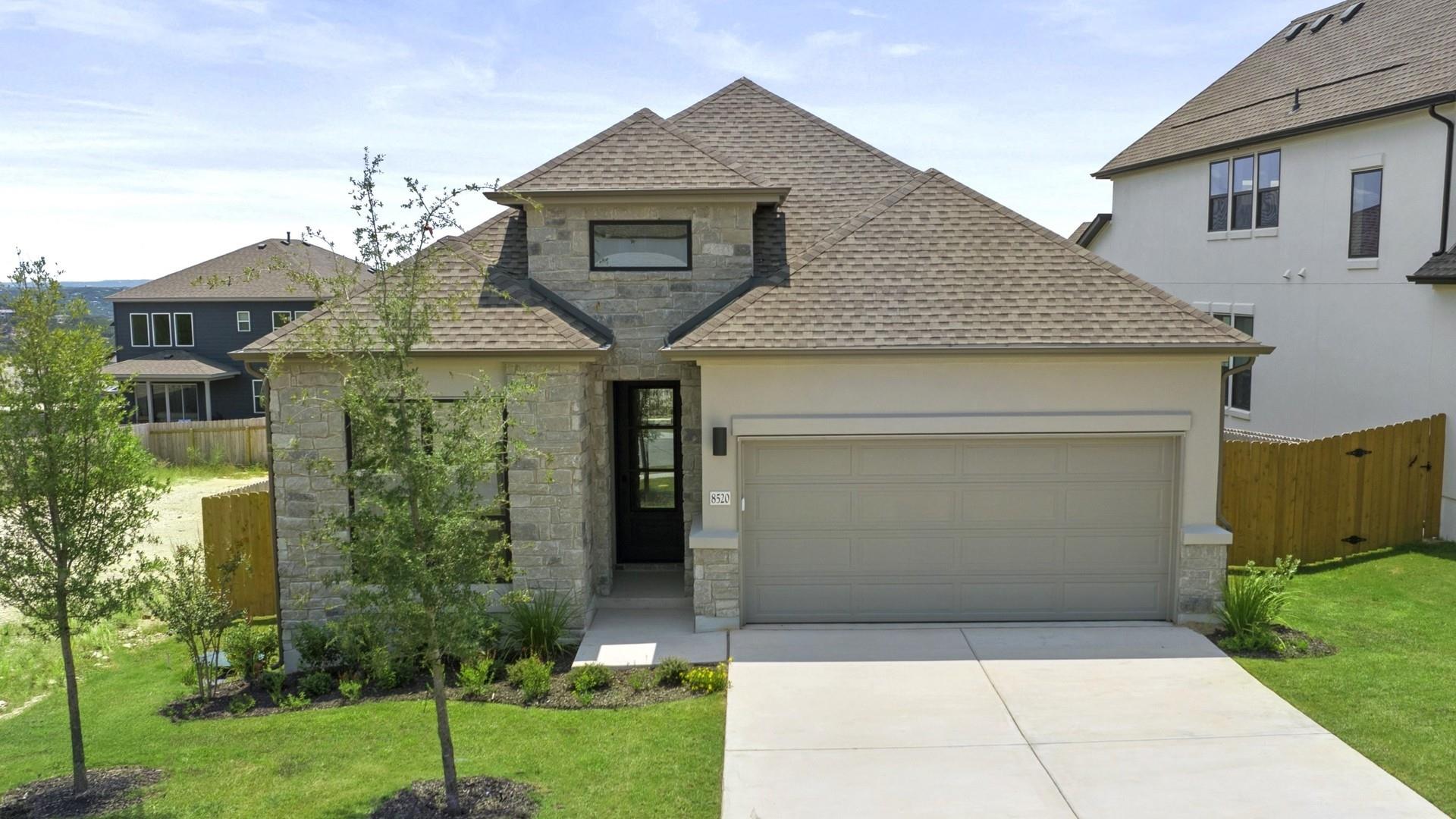 8520 Red Bottle Brush Rd, Lago Vista, TX 78645