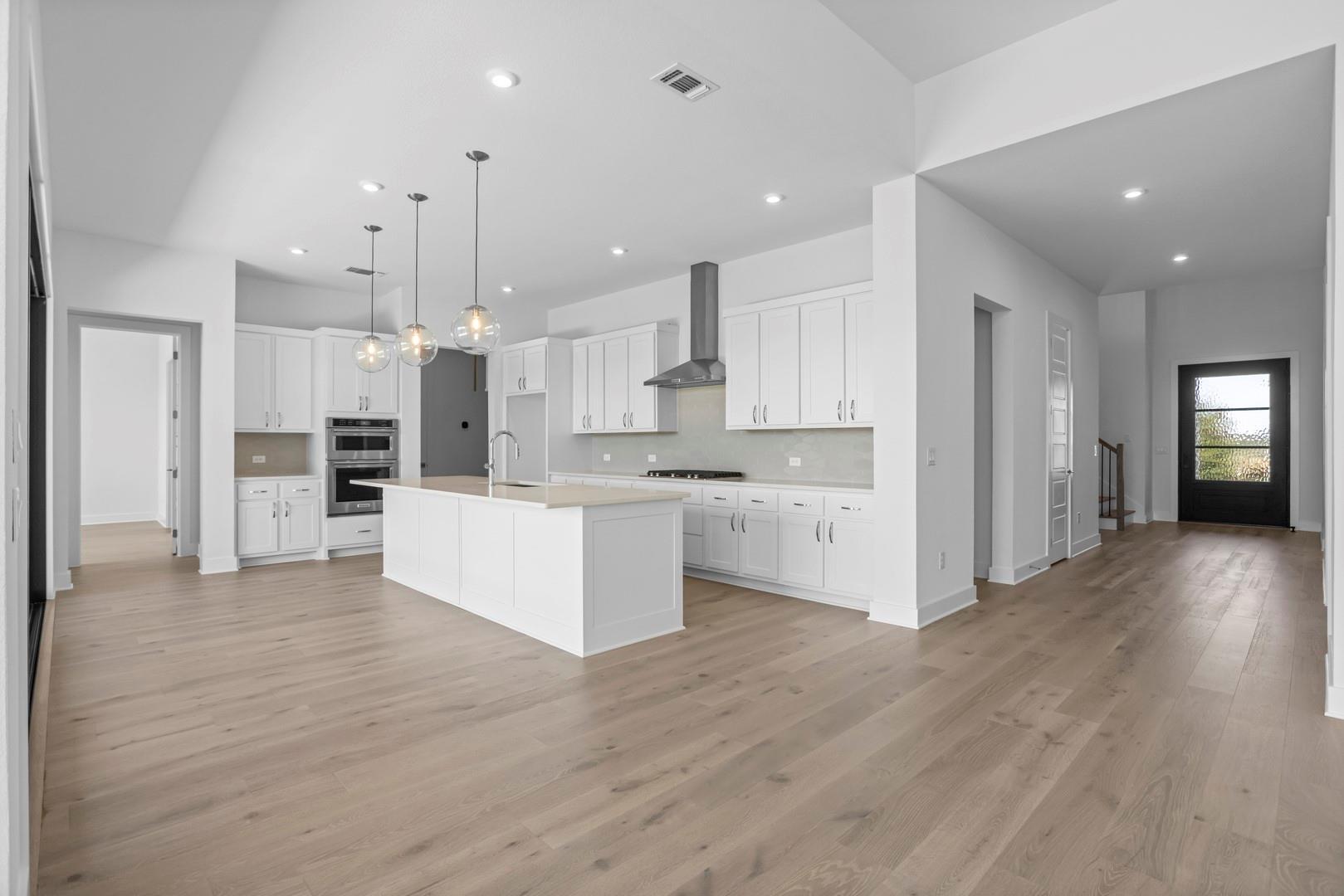 208 Irvine Pass, Liberty Hill, TX 78642