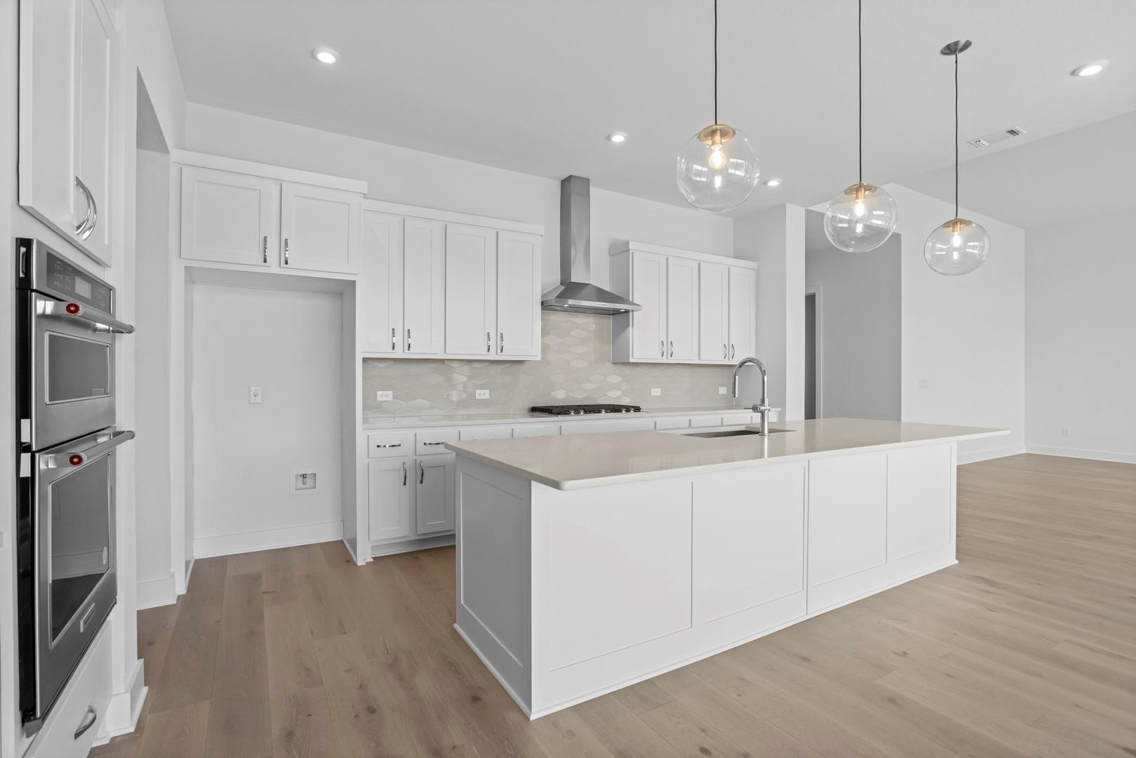 208 Irvine Pass, Liberty Hill, TX 78642