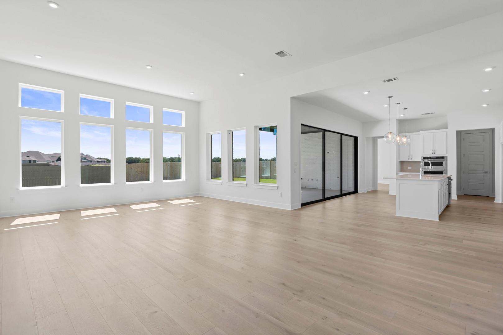 208 Irvine Pass, Liberty Hill, TX 78642