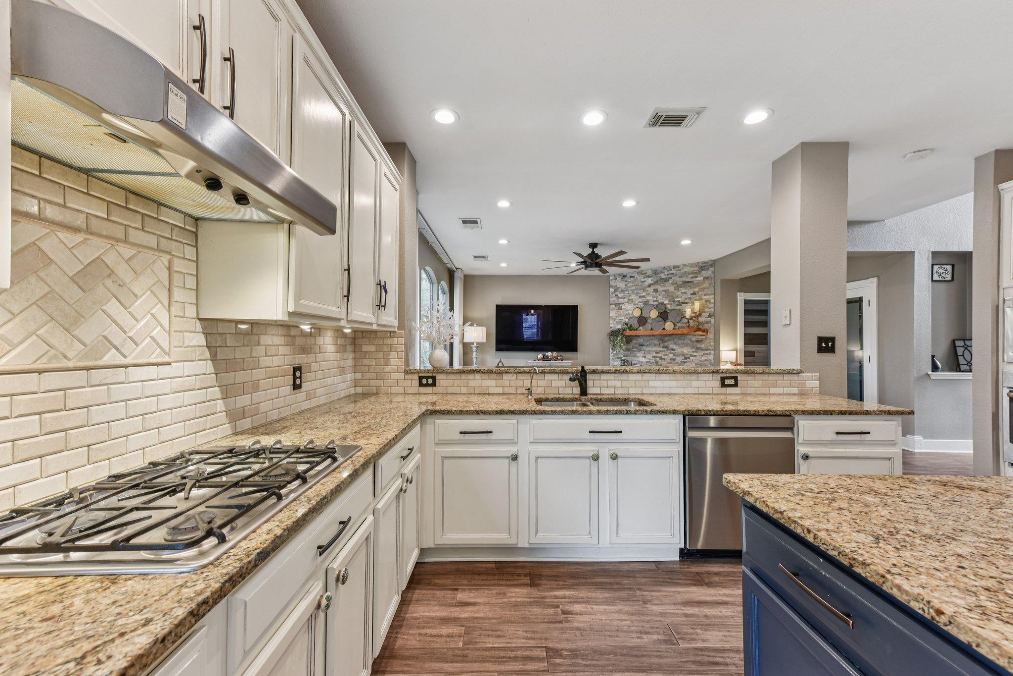 3219 Ash Glen Ln, Round Rock, TX 78681