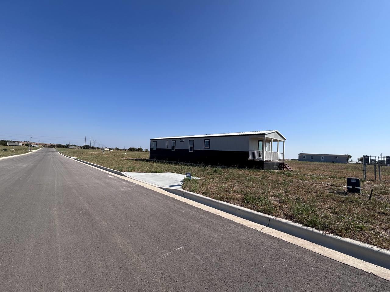 1061 Gale Dr, Salado, TX 76571