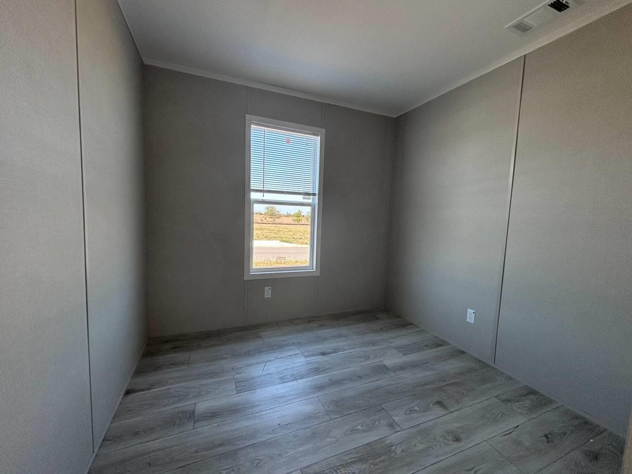 1061 Gale Dr, Salado, TX 76571