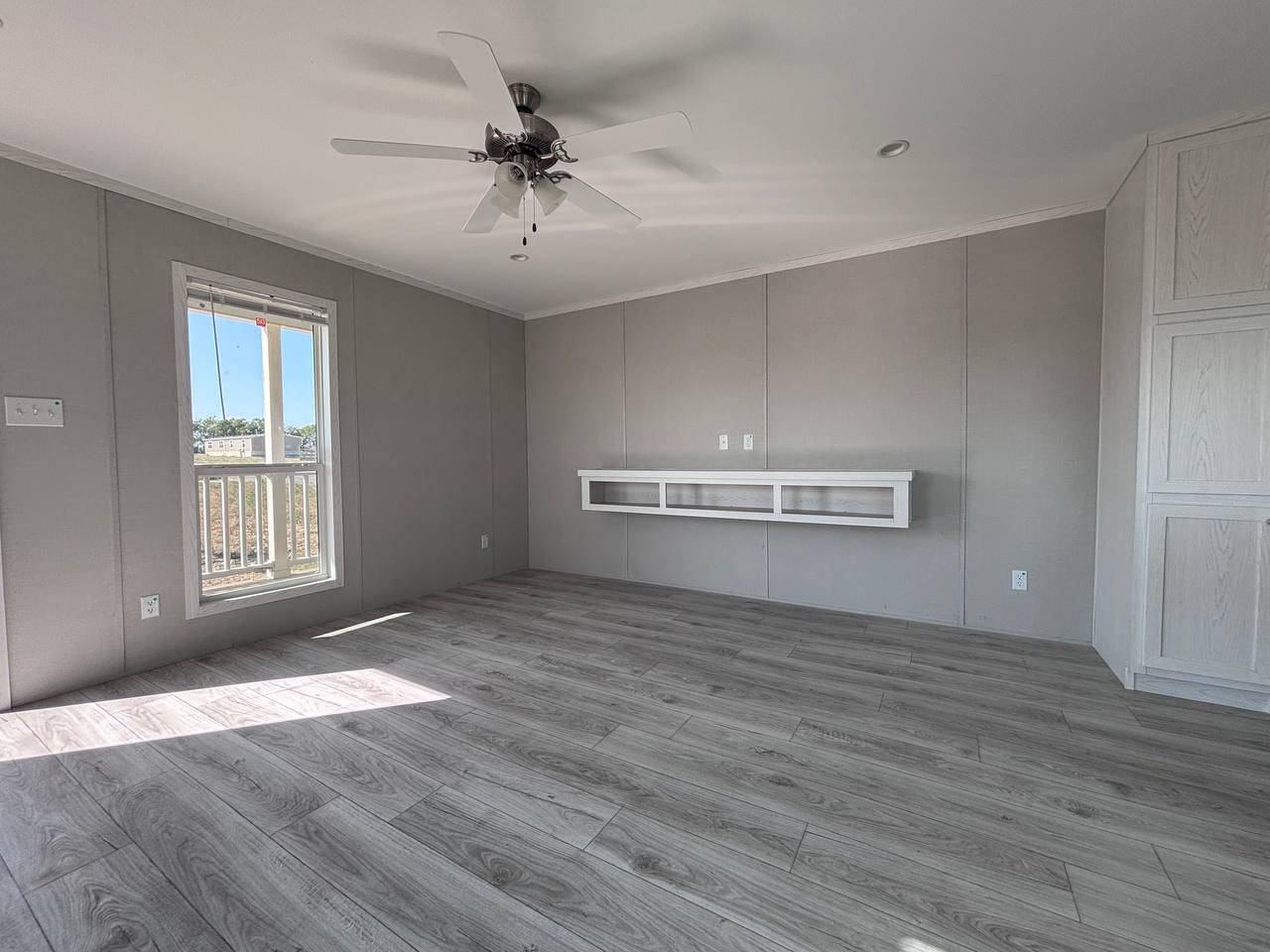 1061 Gale Dr, Salado, TX 76571