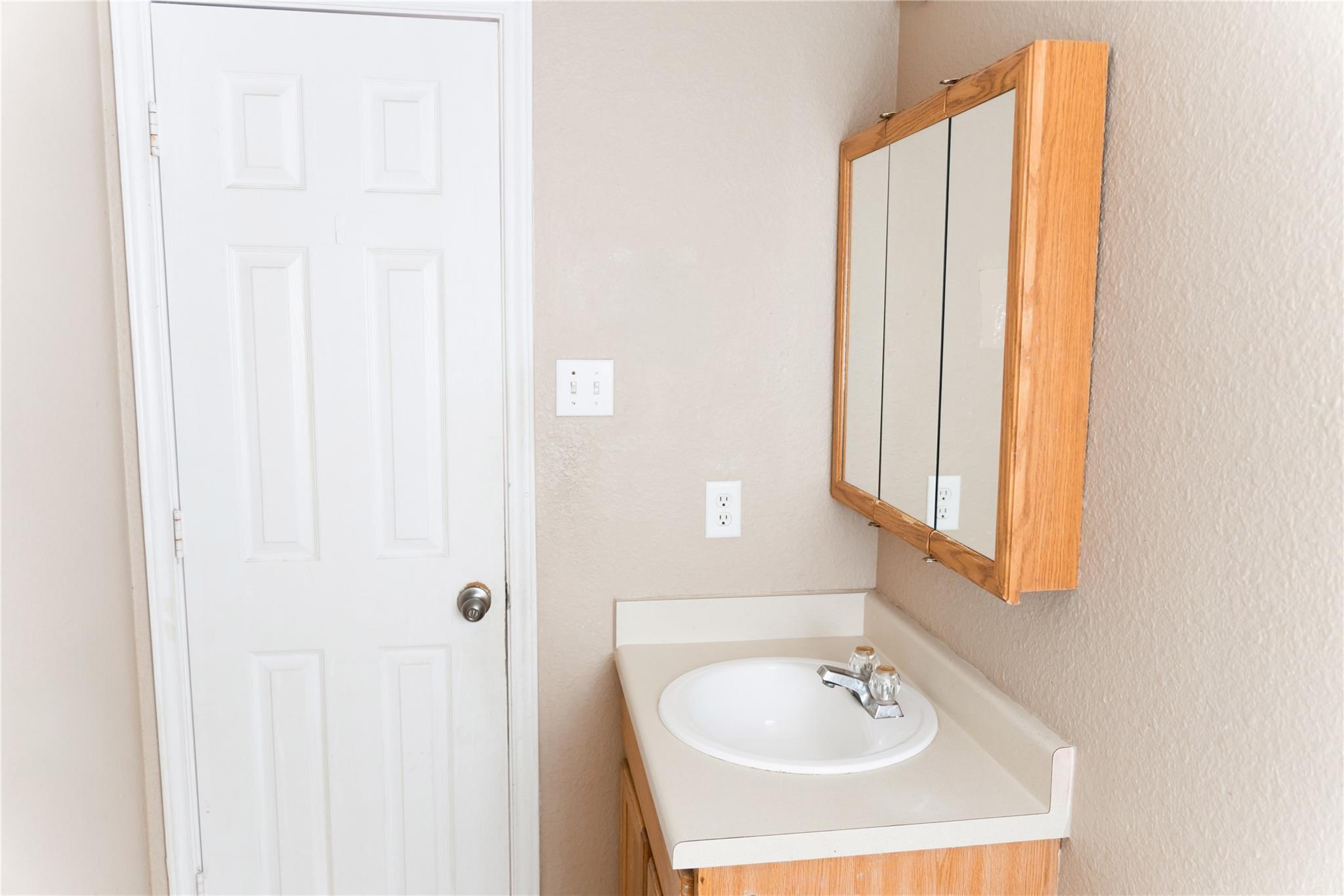 15224 Sarahs Creek Dr, Pflugerville, TX 78660