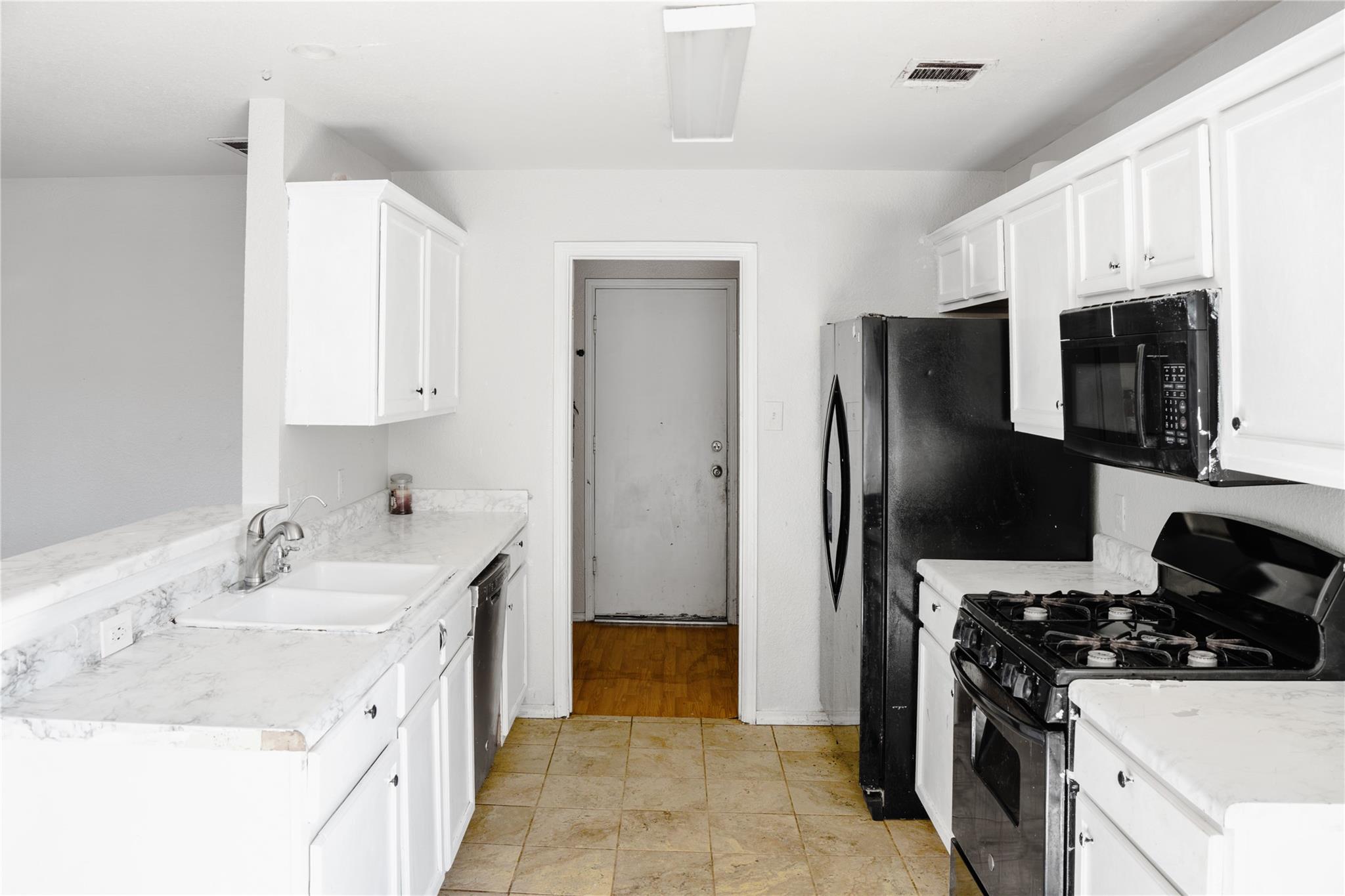 15224 Sarahs Creek Dr, Pflugerville, TX 78660