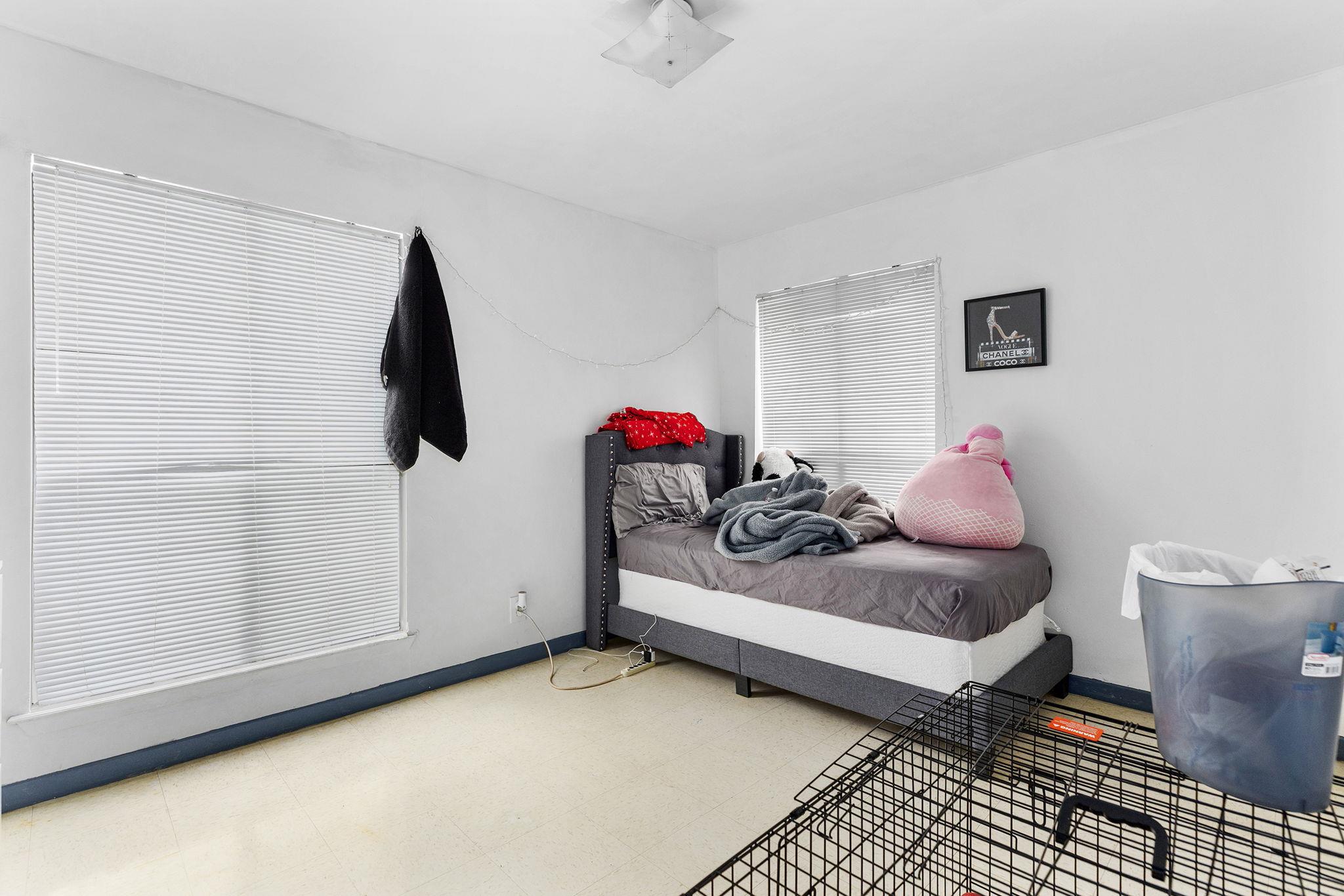 7001 Cooper Ln, Austin, TX 78745