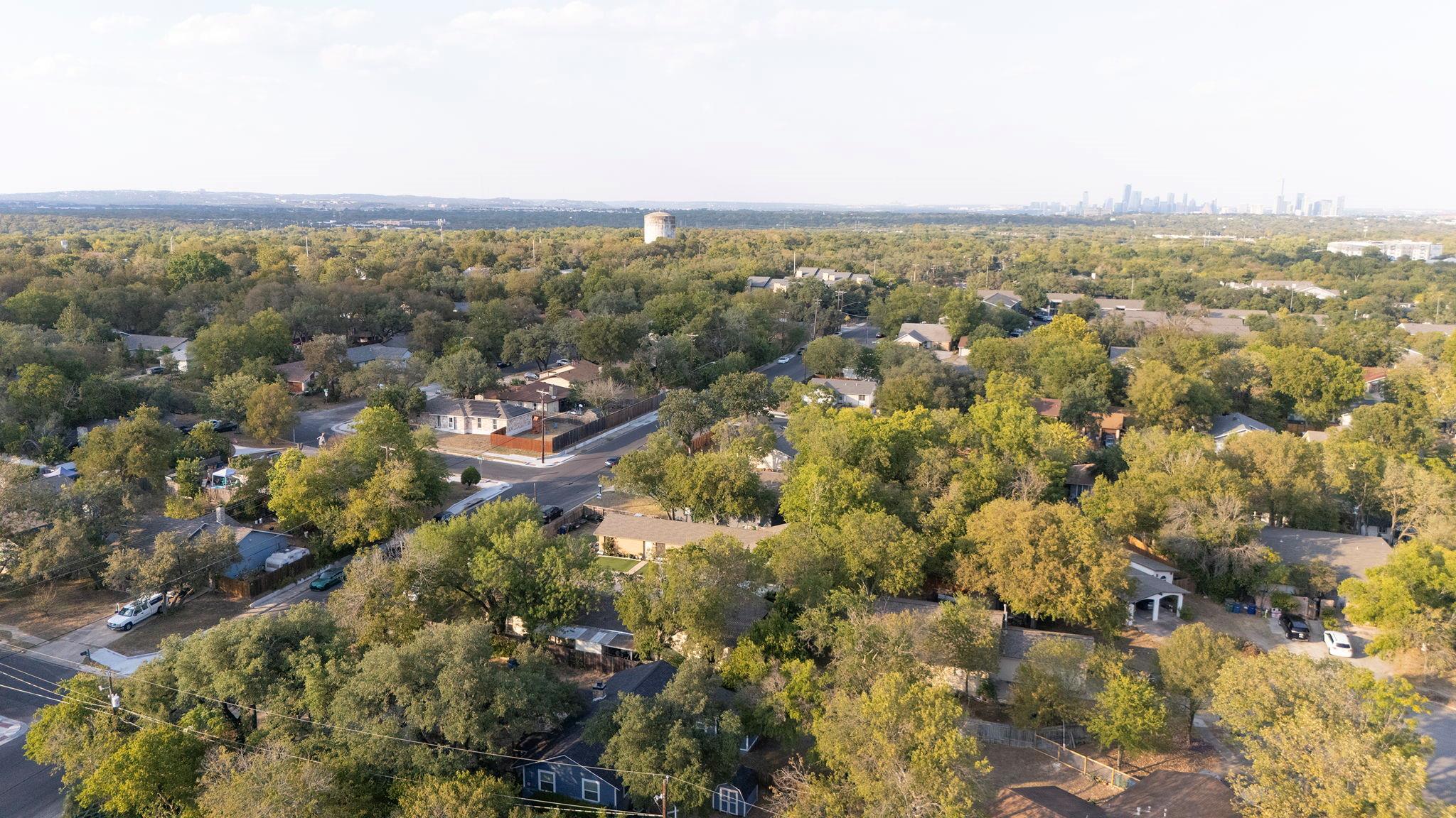 7001 Cooper Ln, Austin, TX 78745