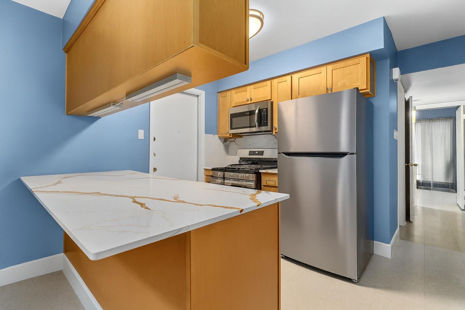 7001 Cooper Ln, Austin, TX 78745