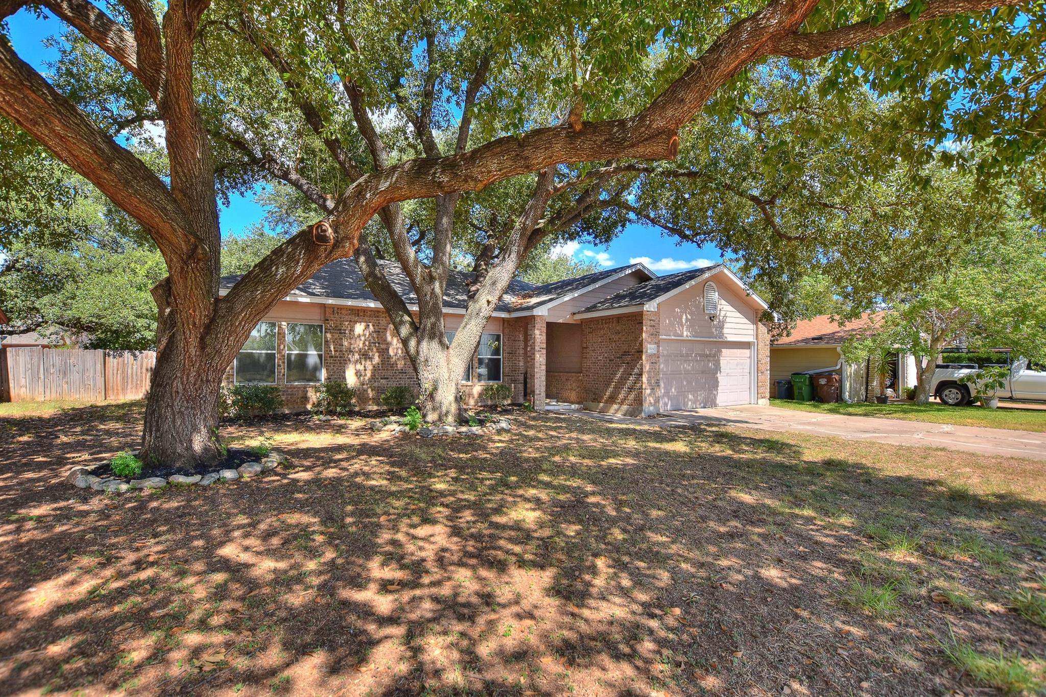 1504 Wroxton Way, Round Rock, TX 78664