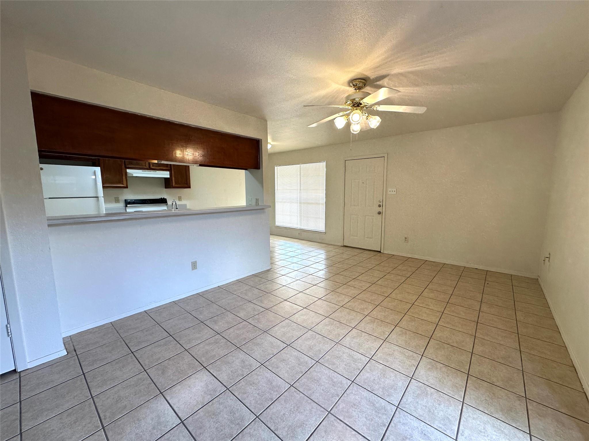 2203 Creekside Ln # A, Georgetown, TX 78626