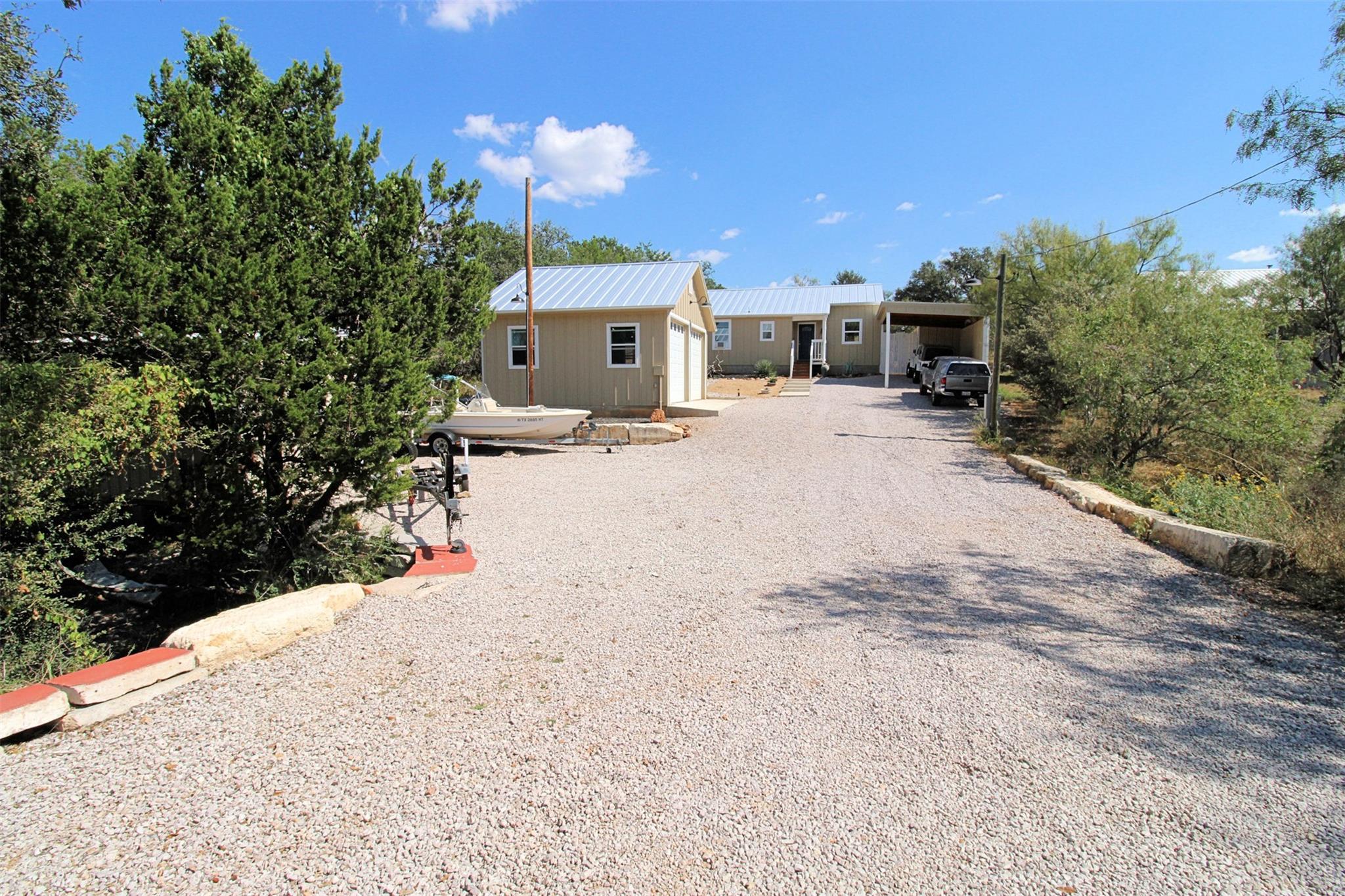 209 Lakevista Dr, Burnet, TX 78611