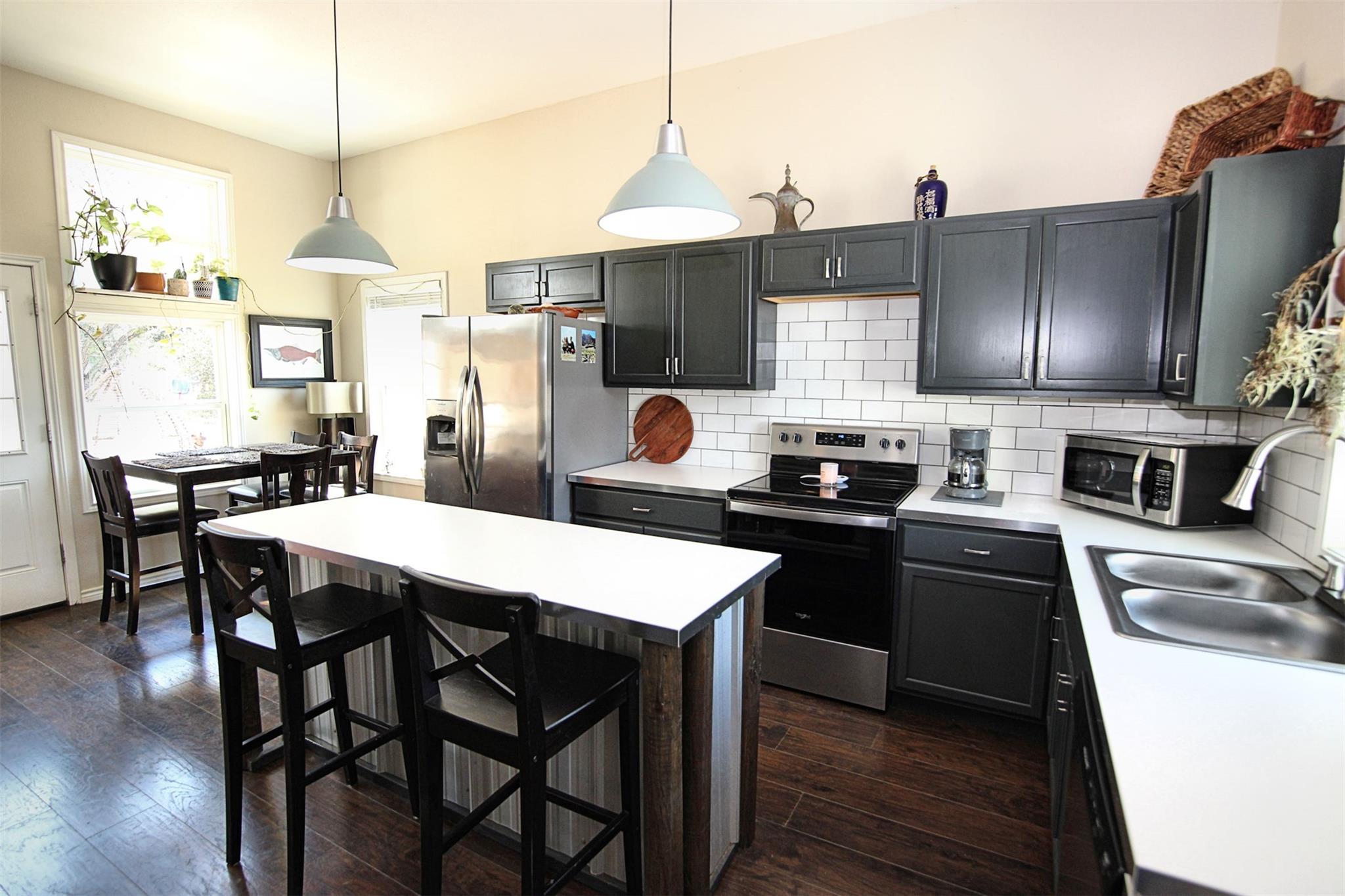 209 Lakevista Dr, Burnet, TX 78611