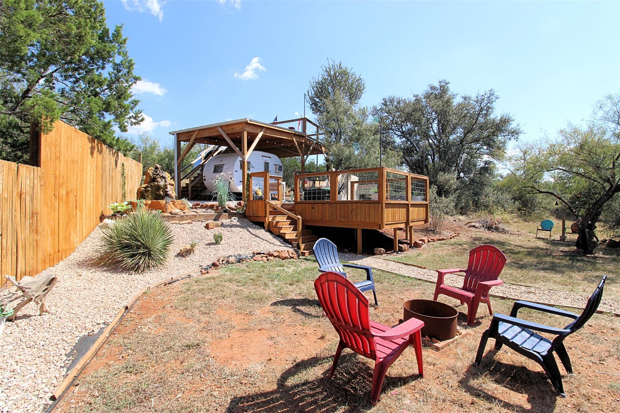 209 Lakevista Dr, Burnet, TX 78611