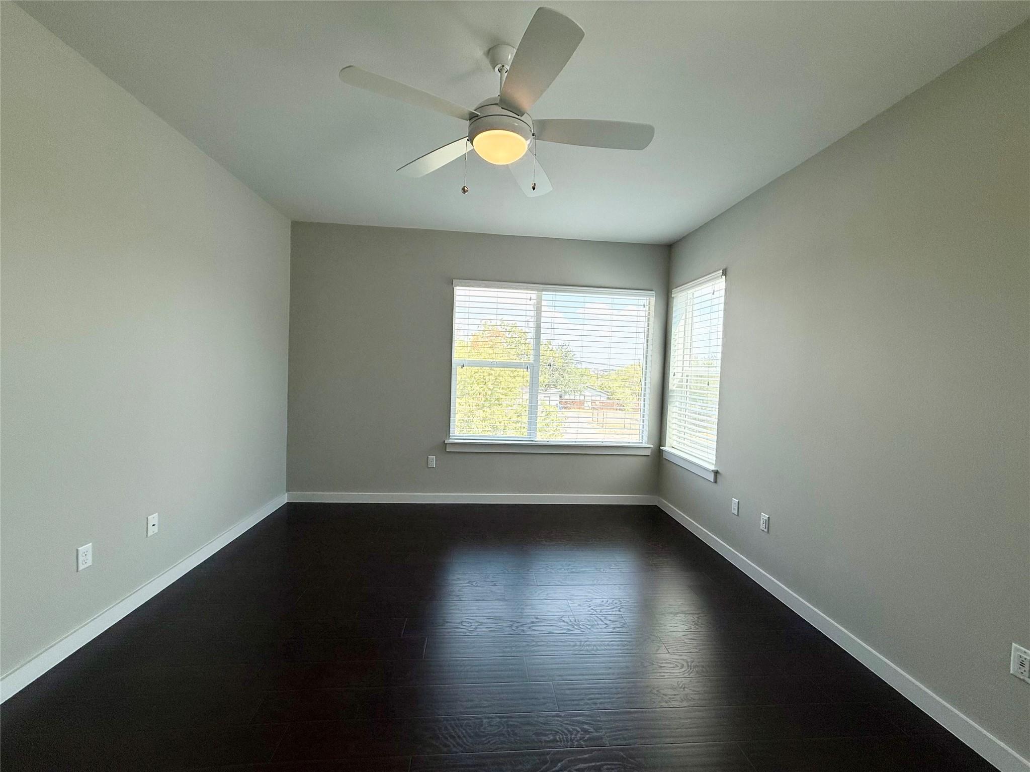 301 W Stassney Ln # 19, Austin, TX 78745