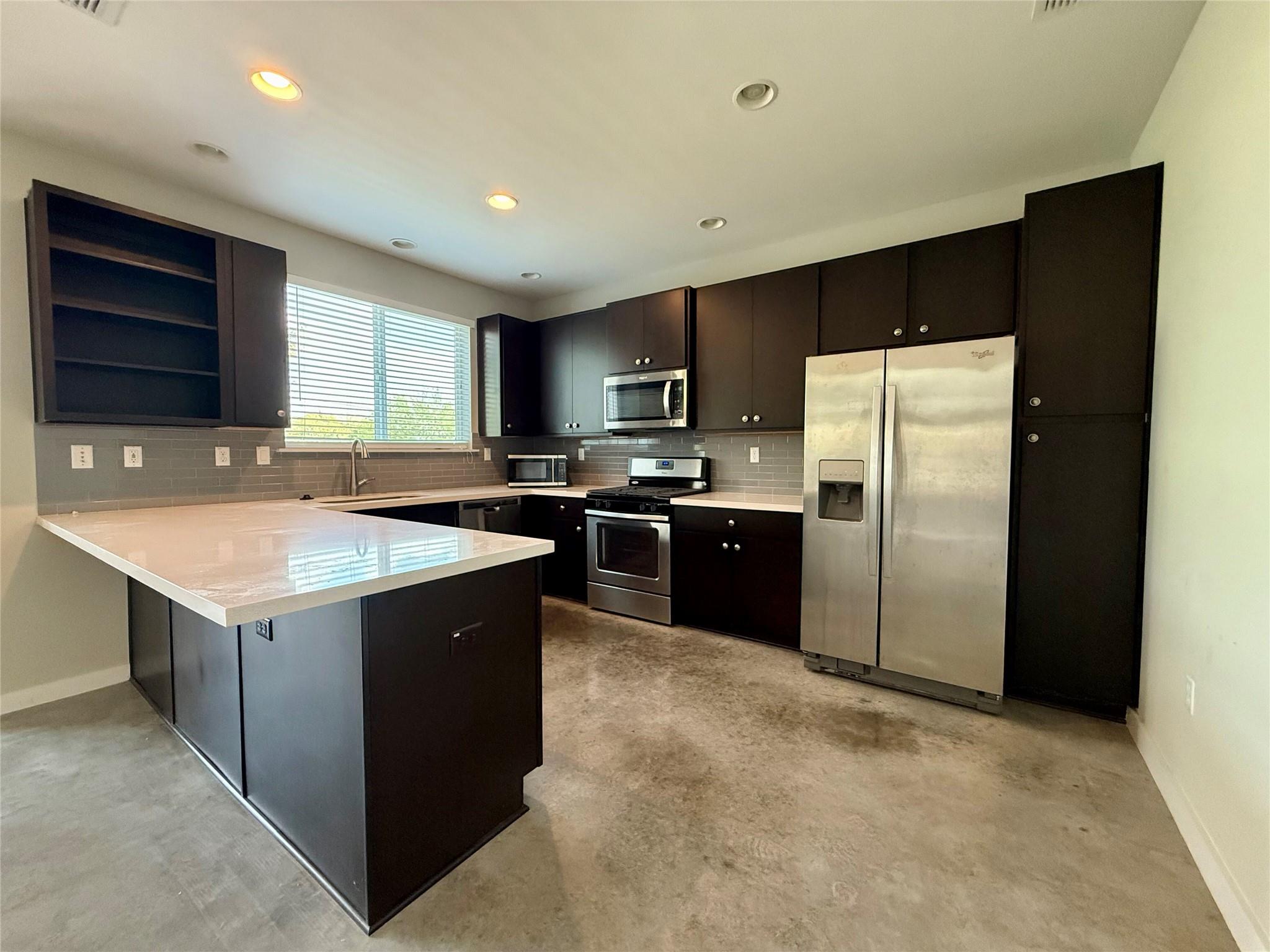 301 W Stassney Ln # 19, Austin, TX 78745