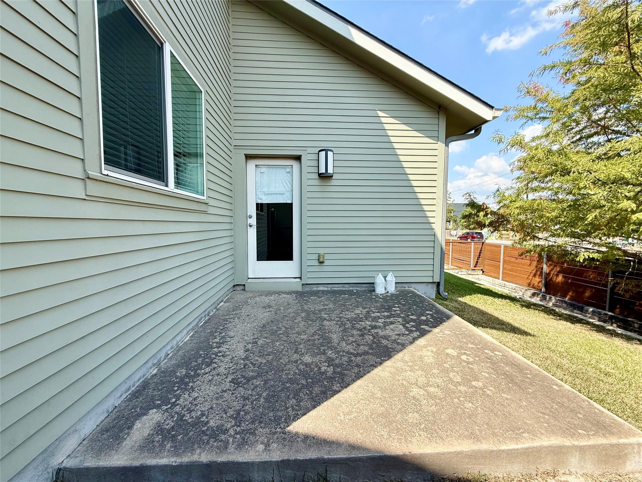 301 W Stassney Ln # 19, Austin, TX 78745