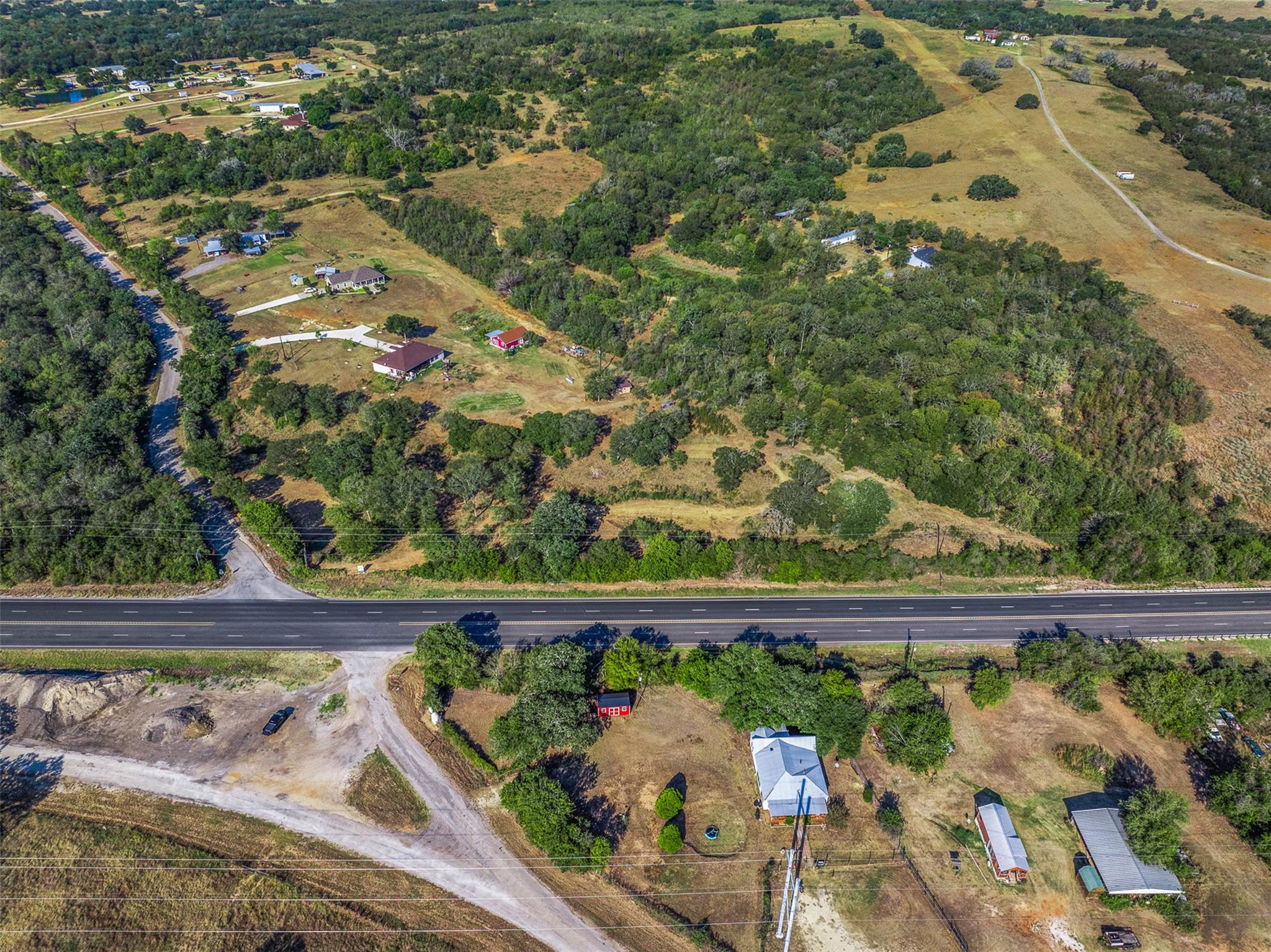 100 Westwood Rd, Lockhart, TX 78644