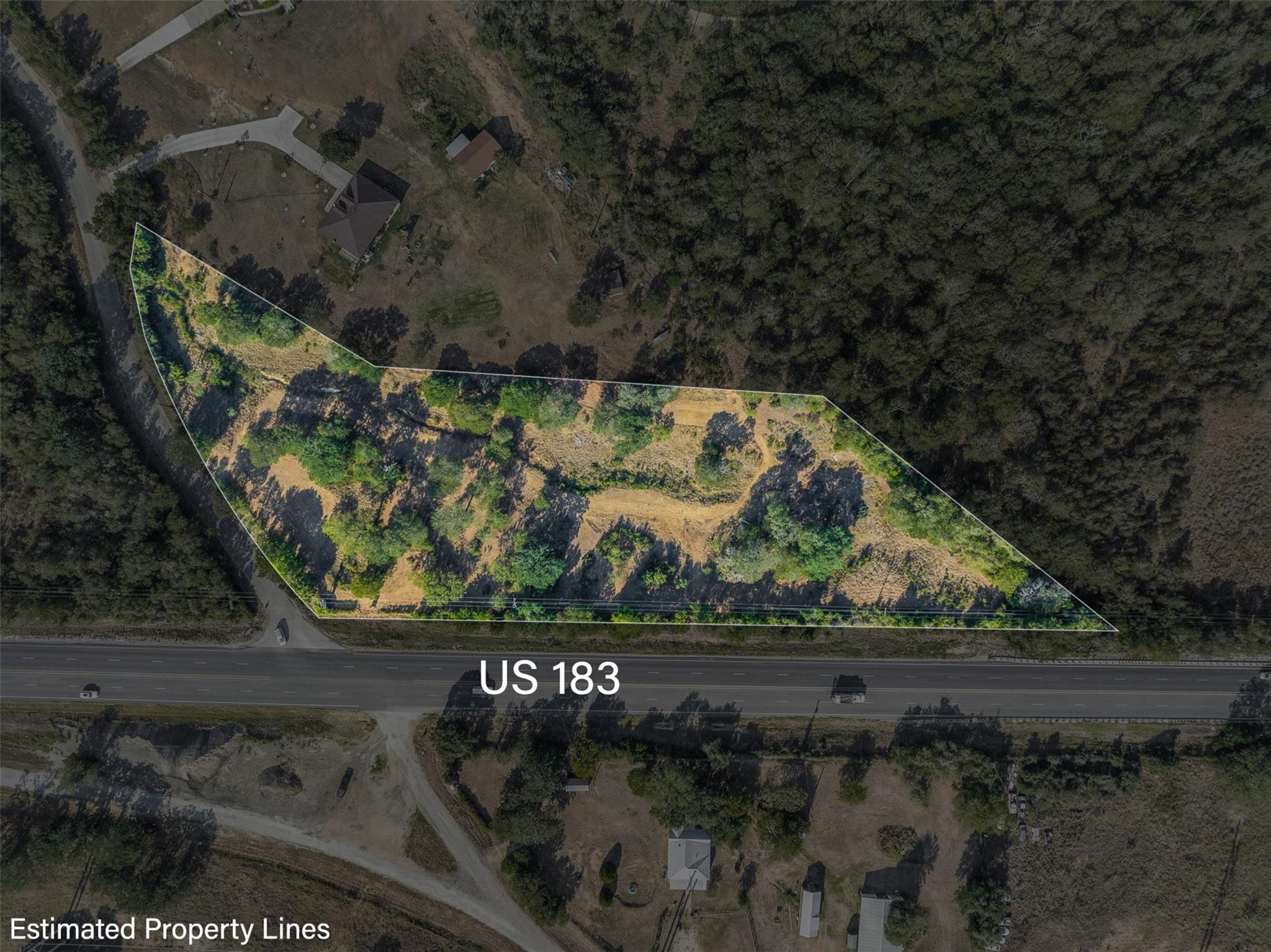 100 Westwood Rd, Lockhart, TX 78644