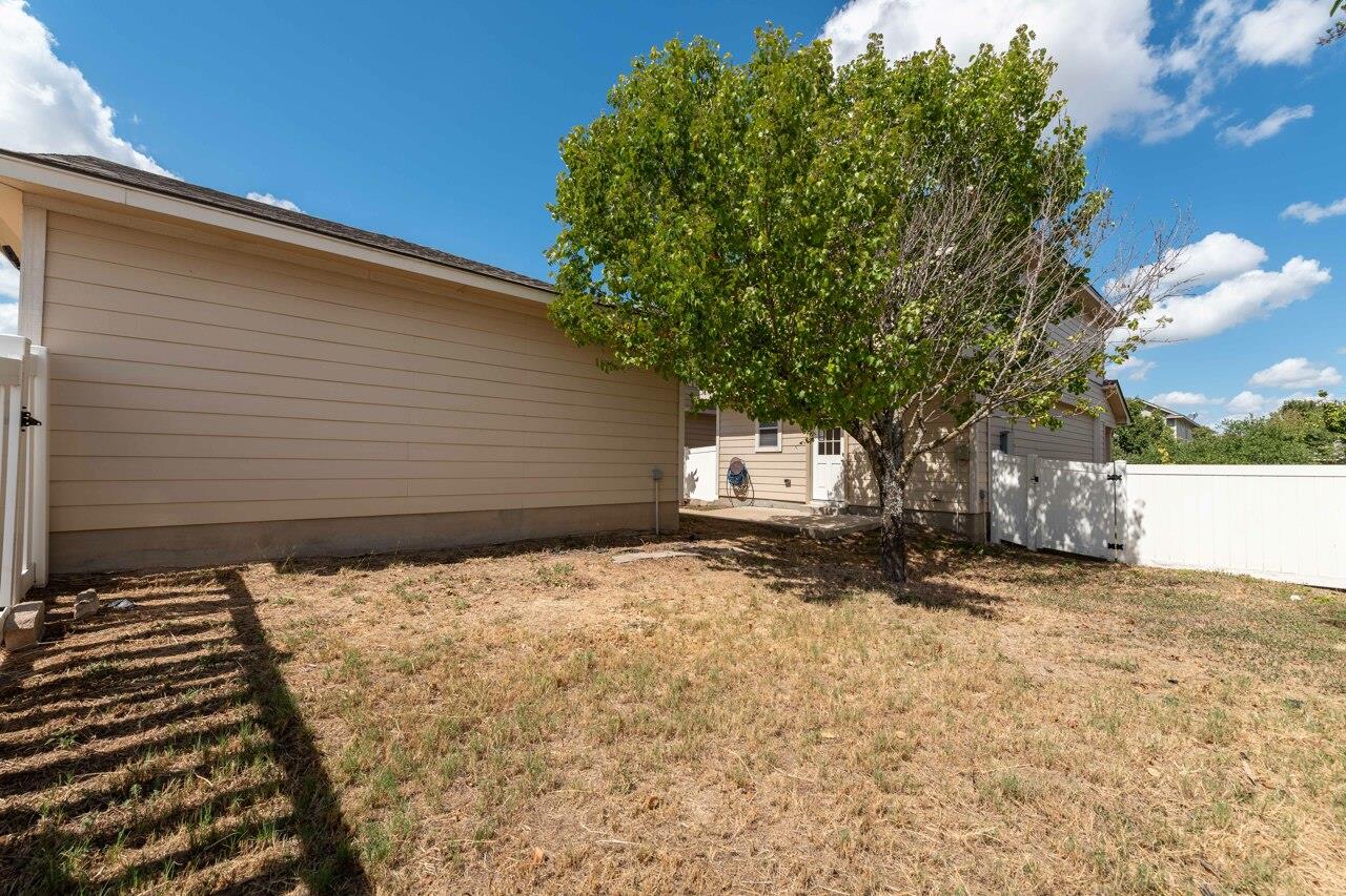 409 N Cascades Ave # 2, Pflugerville, TX 78660