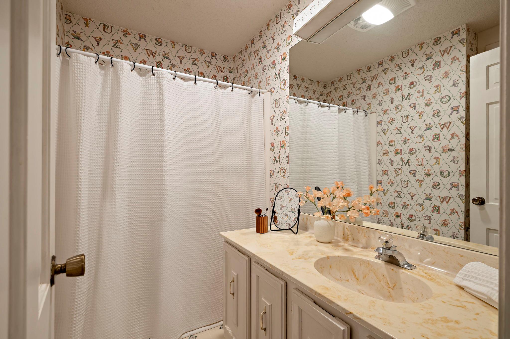 3908 Knollwood Dr, Austin, TX 78731