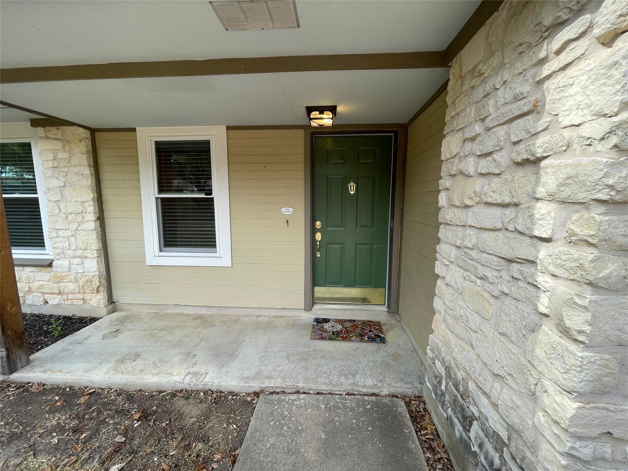 8408 Dixon Dr, Austin, TX 78745