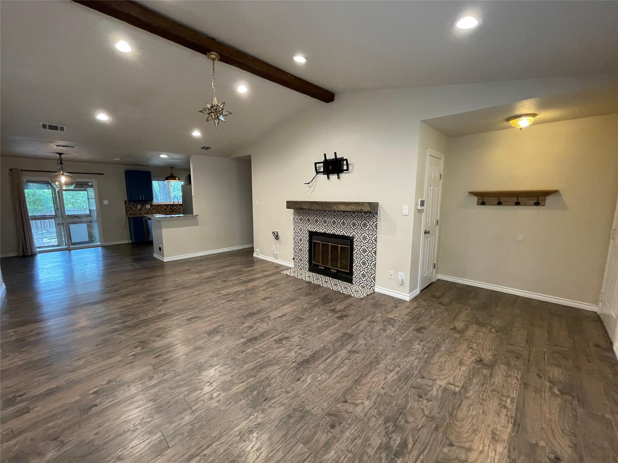 8408 Dixon Dr, Austin, TX 78745