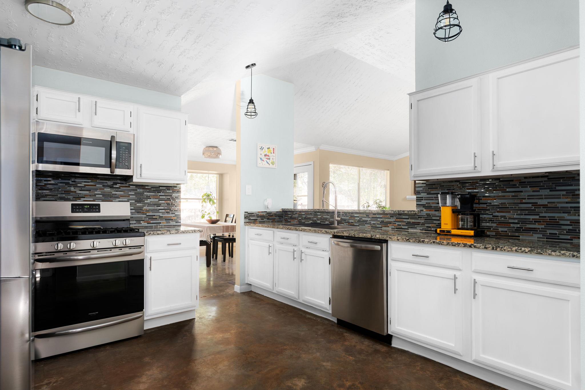 1412 Pigeon Forge Rd, Pflugerville, TX 78660