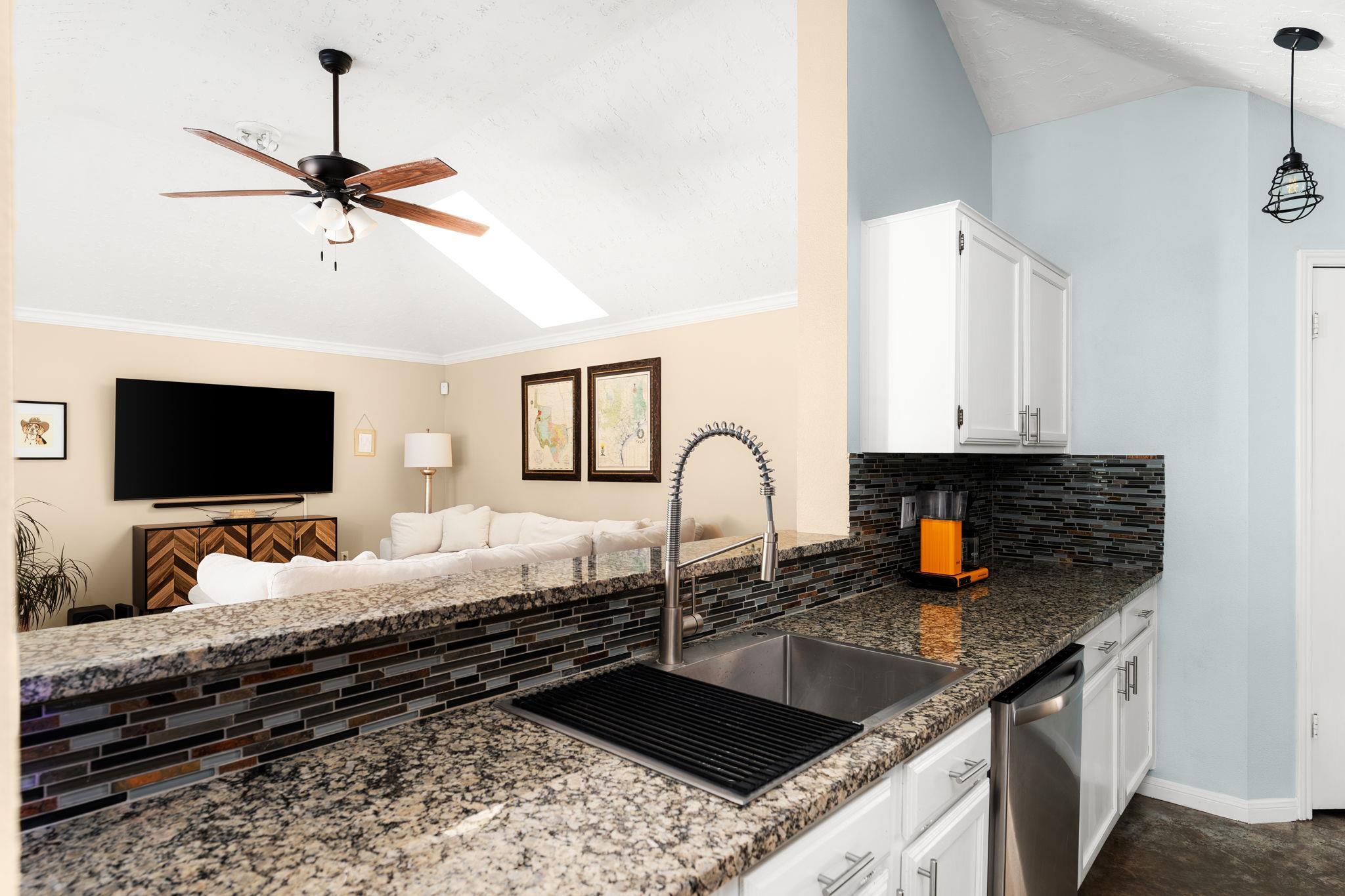 1412 Pigeon Forge Rd, Pflugerville, TX 78660