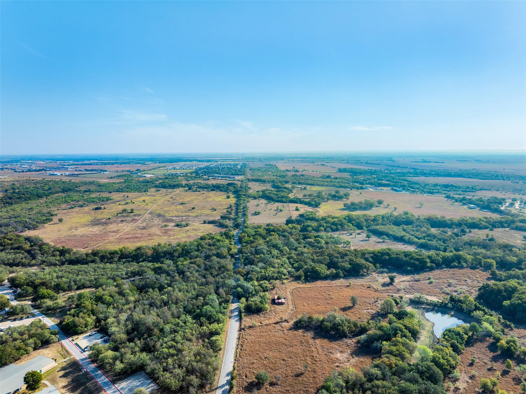 5555 S US Highway 183, Lockhart, TX 78644