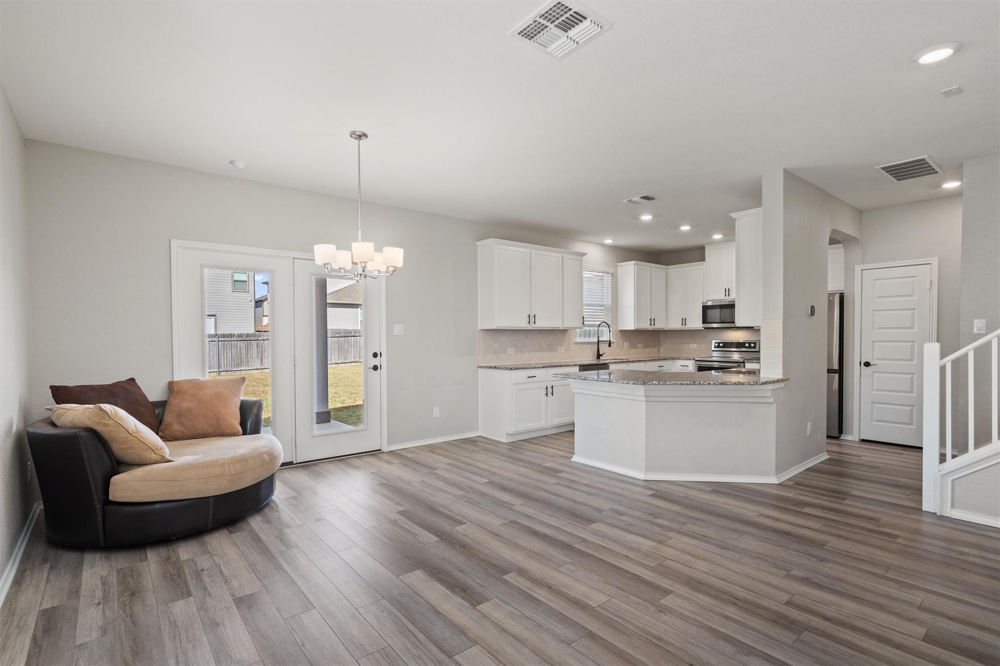 213 Sweet Autumn Dr, Georgetown, TX 78626