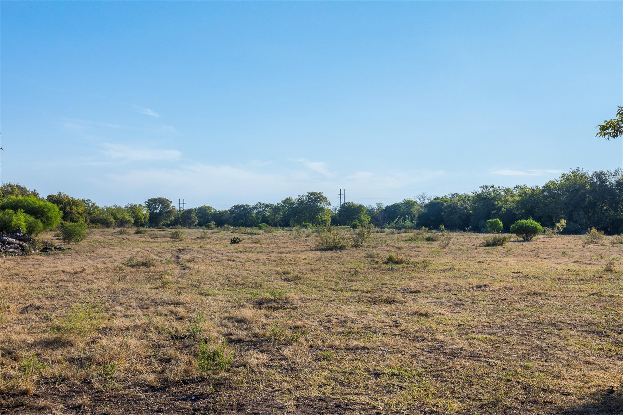 217 Robin Ranch Rd, Lockhart, TX 78644