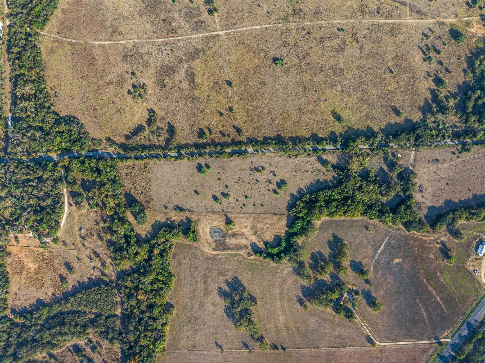 217 Robin Ranch Rd, Lockhart, TX 78644