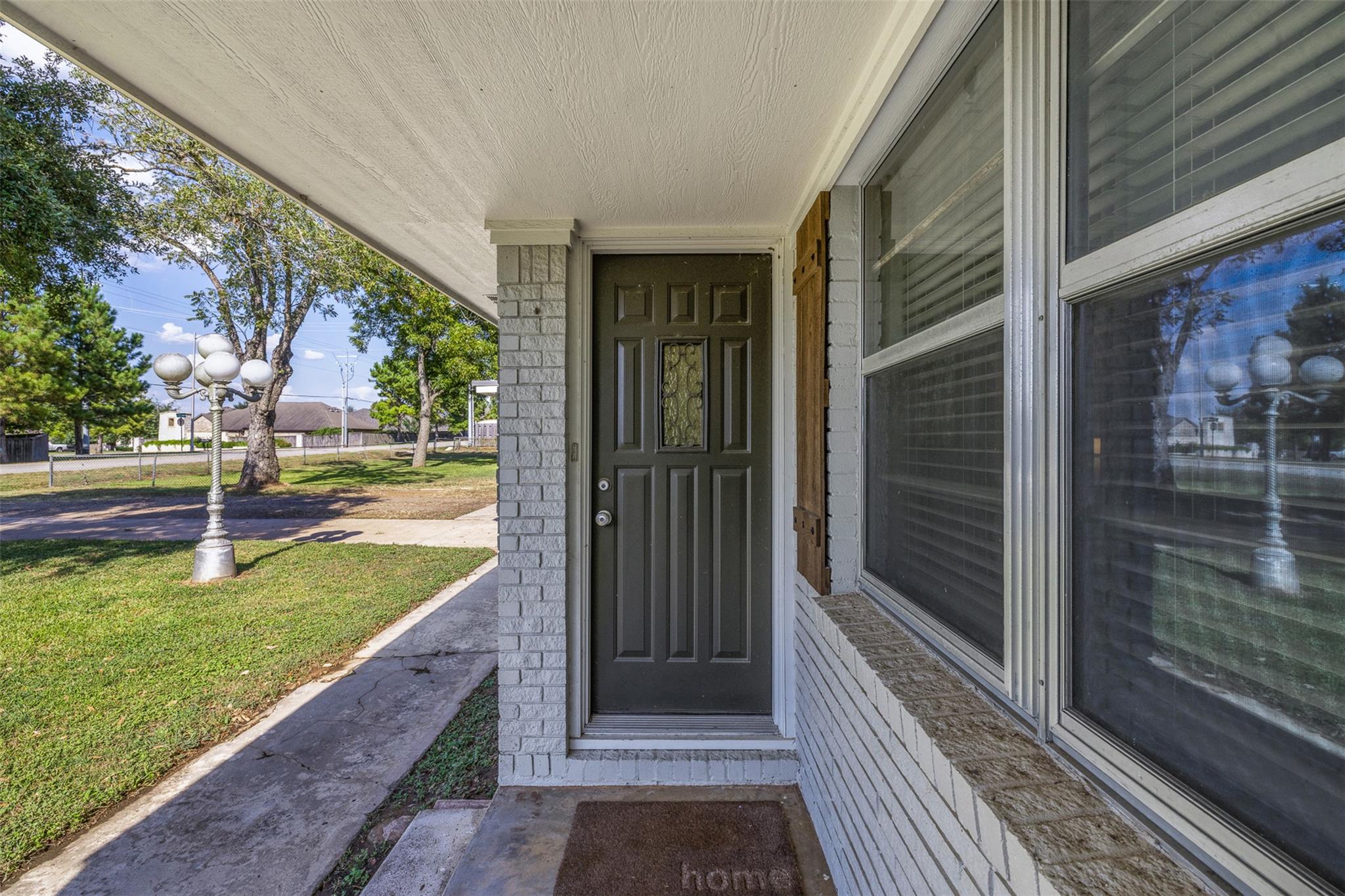 1906 Gun And Rod Rd, Brenham, TX 77833