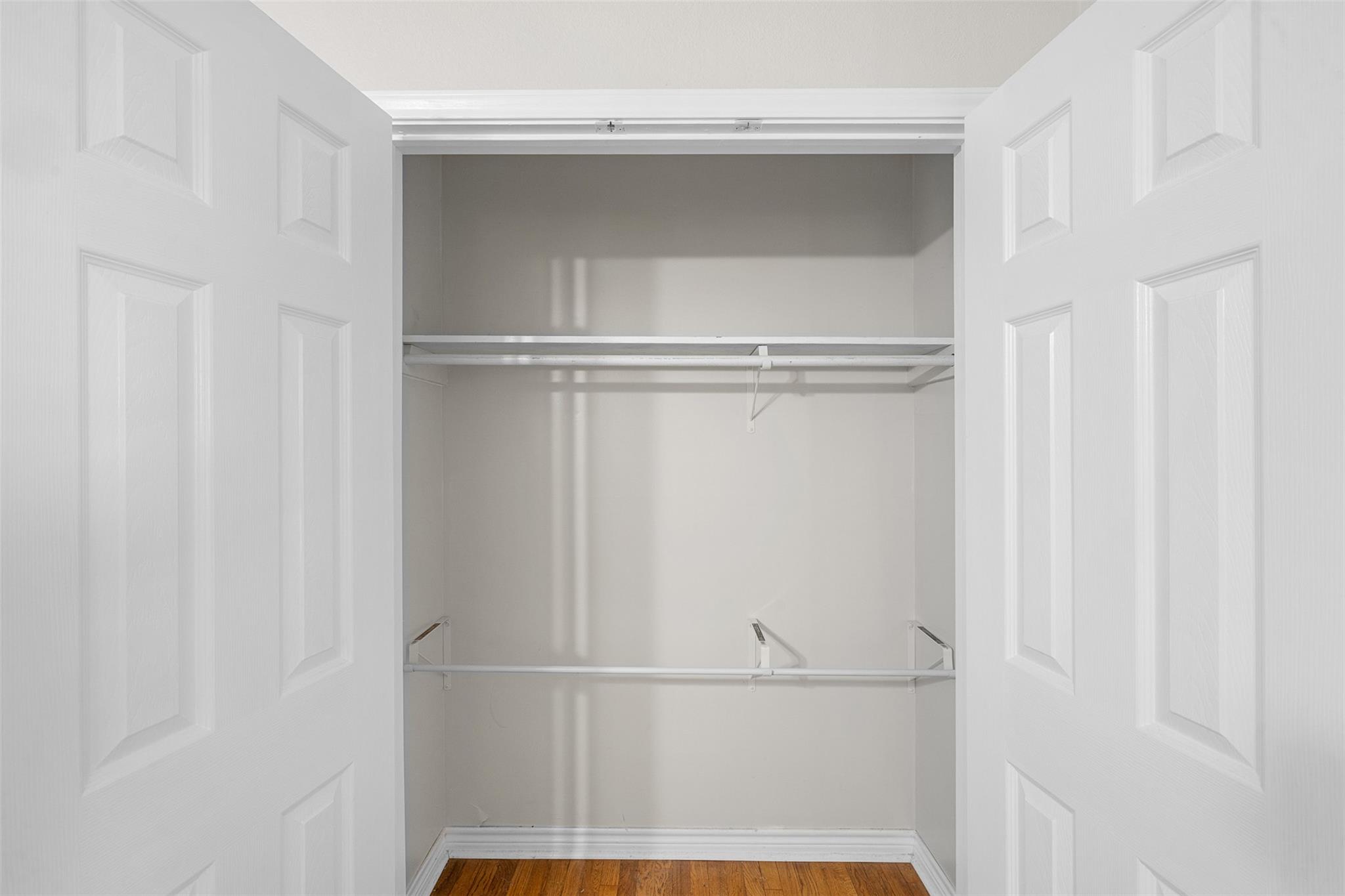 1906 Gun And Rod Rd, Brenham, TX 77833