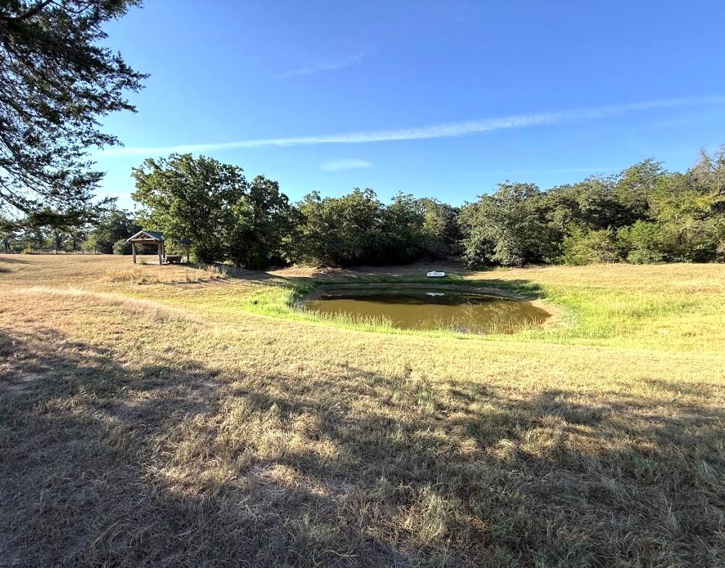 1127 County Road 234 Rd, Milano, TX 76556