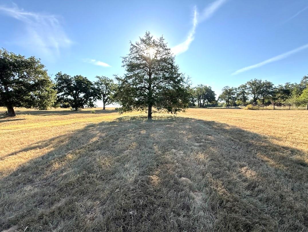 1127 County Road 234 Rd, Milano, TX 76556