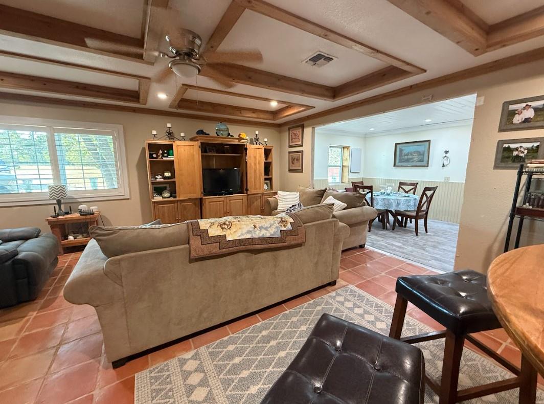 1127 County Road 234 Rd, Milano, TX 76556