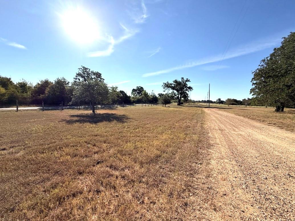 1127 County Road 234 Rd, Milano, TX 76556