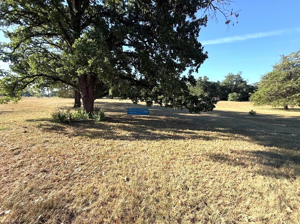 1127 County Road 234 Rd, Milano, TX 76556