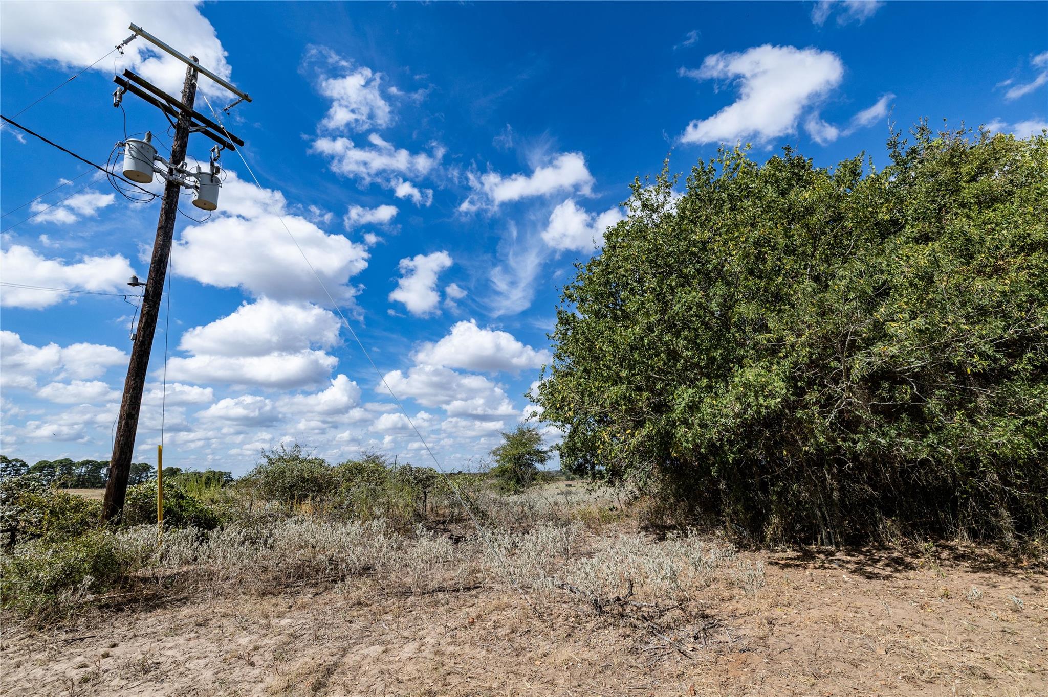 1350 Cattlemens Row, Lockhart, TX 78644