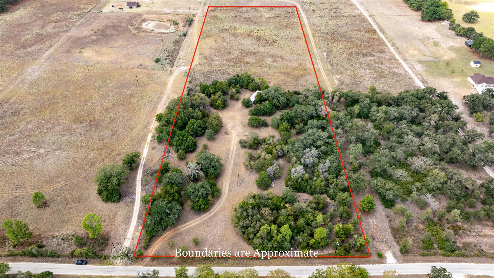 1350 Cattlemens Row, Lockhart, TX 78644