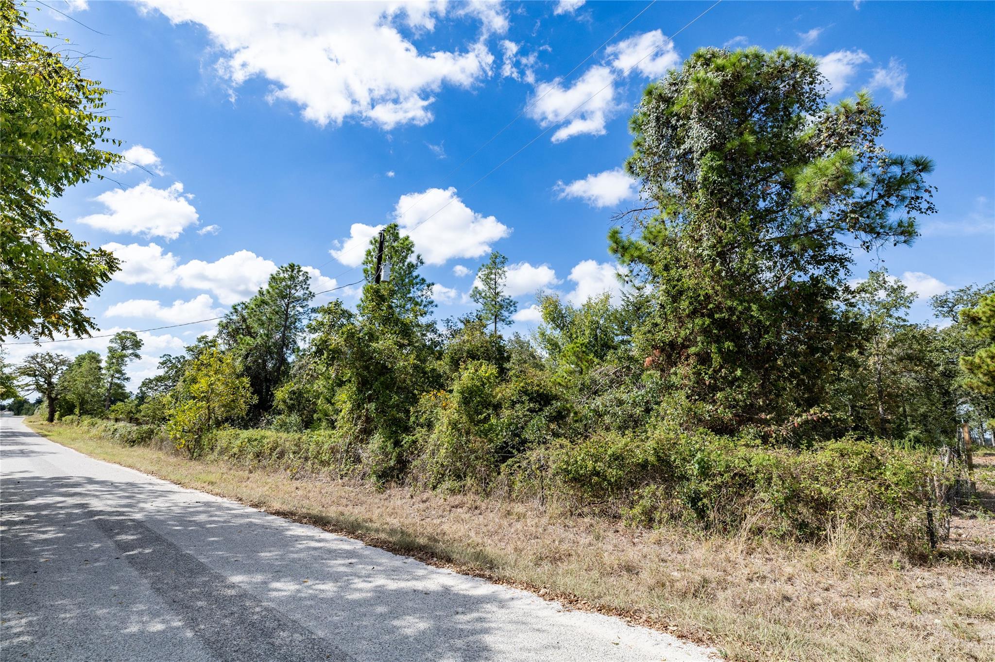 1350 Cattlemens Row, Lockhart, TX 78644