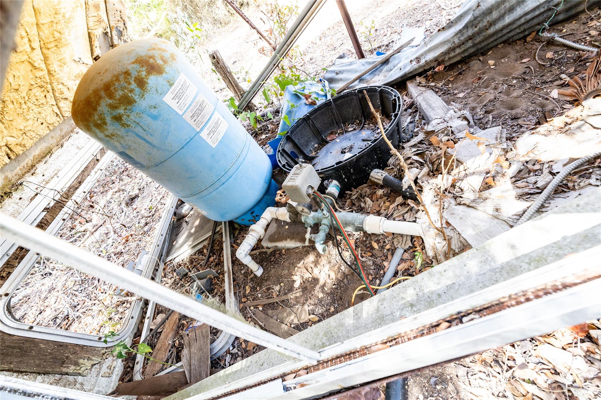 1350 Cattlemens Row, Lockhart, TX 78644