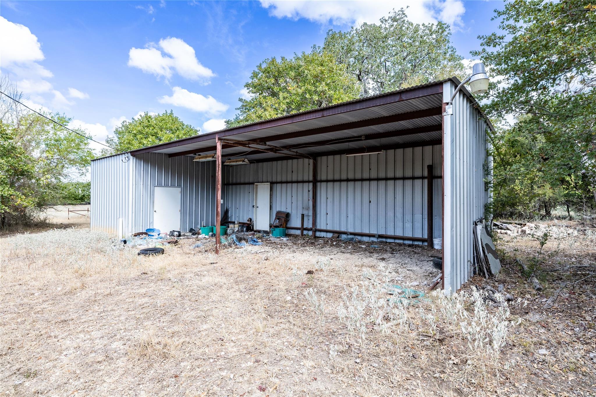 1350 Cattlemens Row, Lockhart, TX 78644