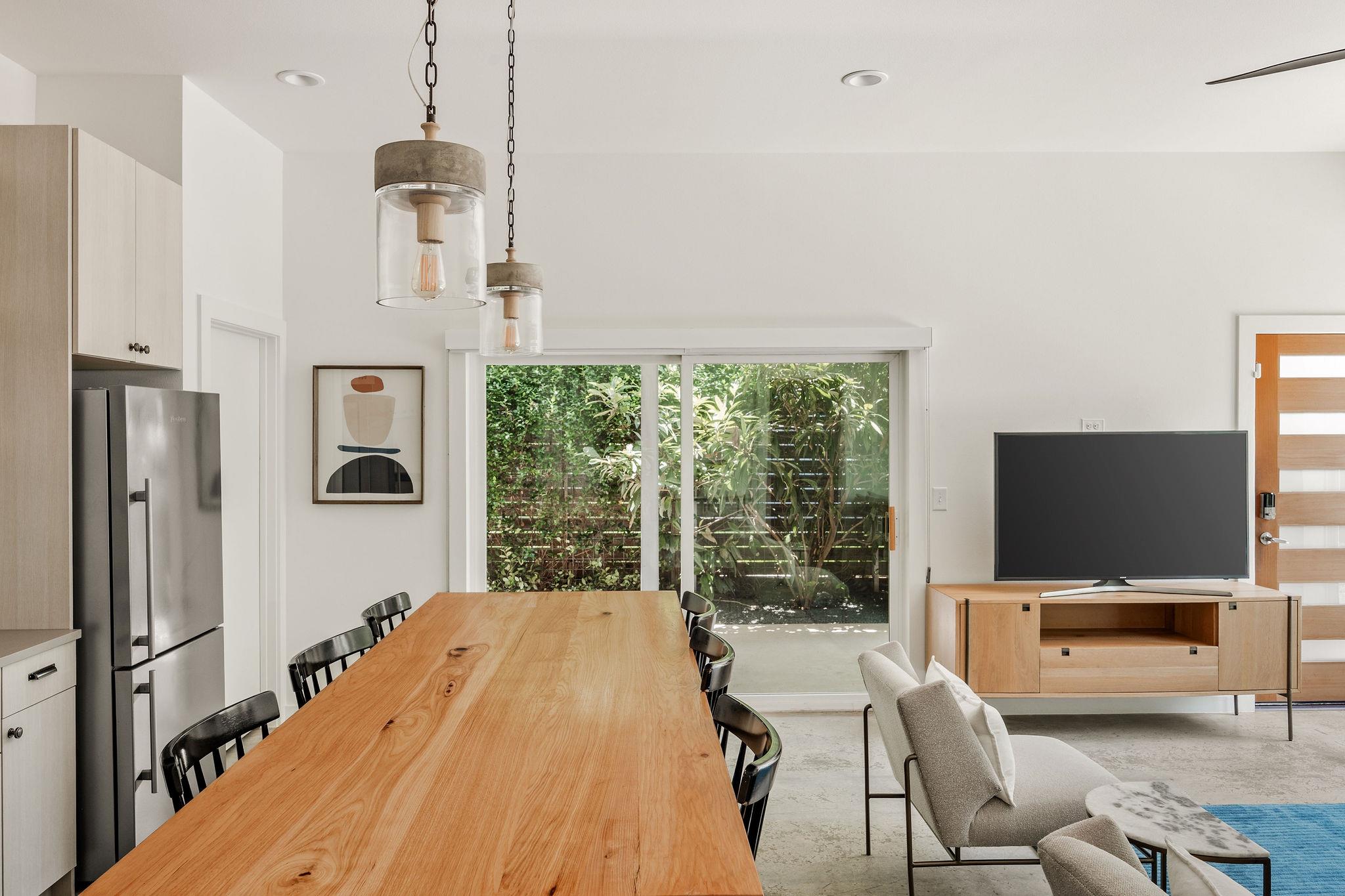 2211 Canterbury St # B, Austin, TX 78702