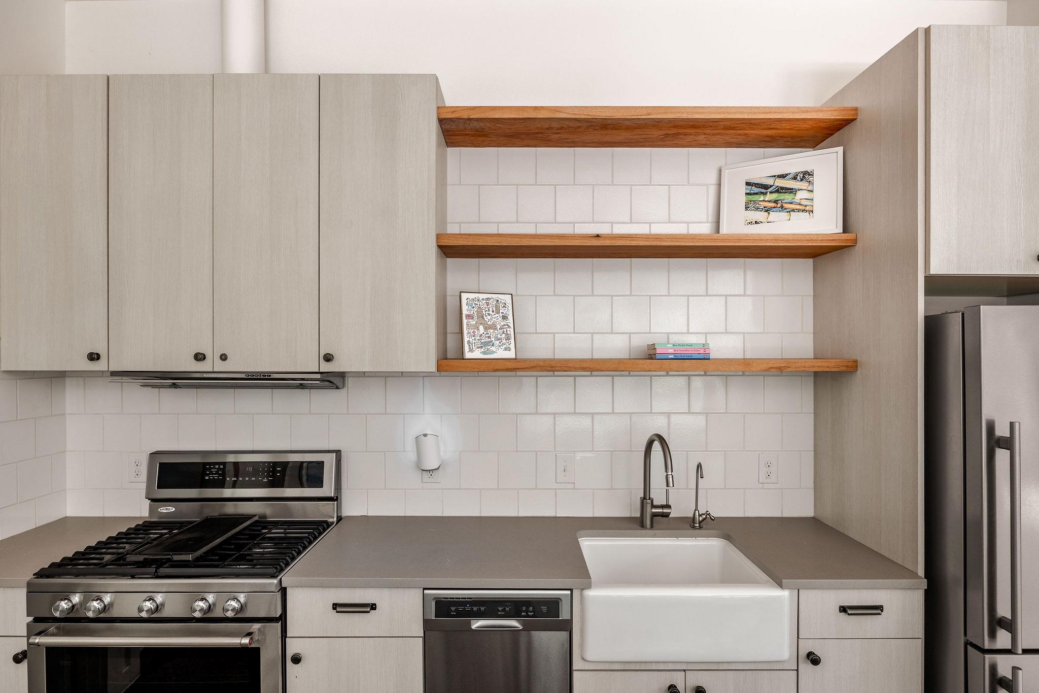 2211 Canterbury St # B, Austin, TX 78702