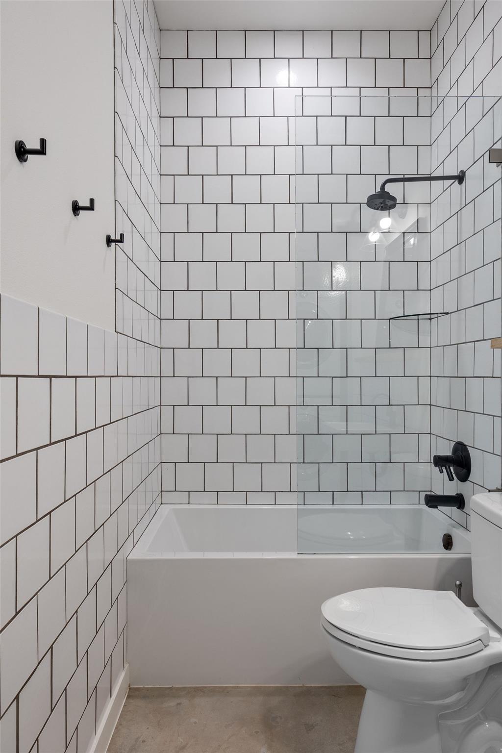 2211 Canterbury St # B, Austin, TX 78702