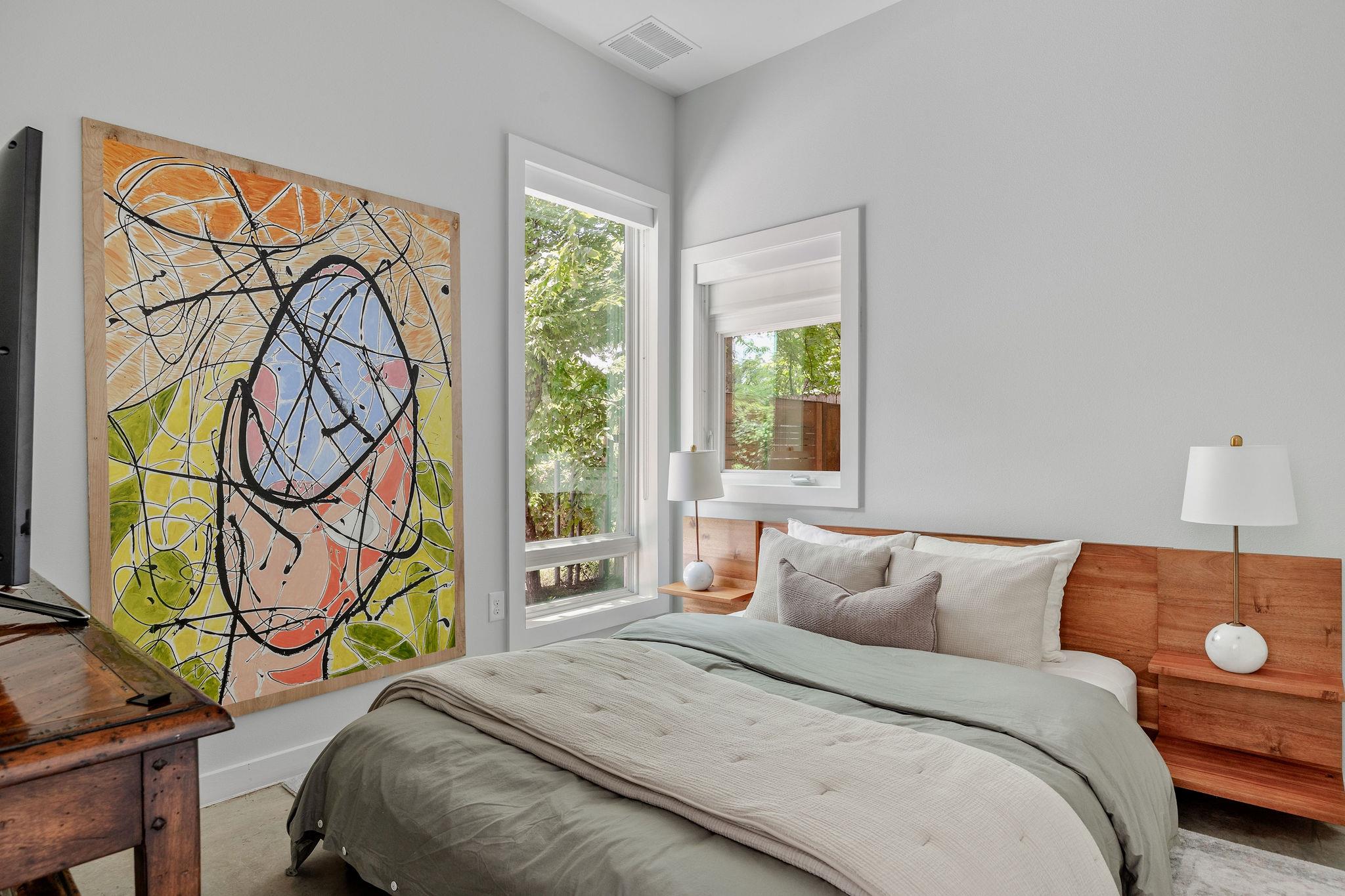 2211 Canterbury St # B, Austin, TX 78702